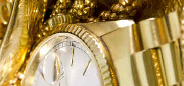 Wie schwer ist ein Uhrengehäuse aus Gold?